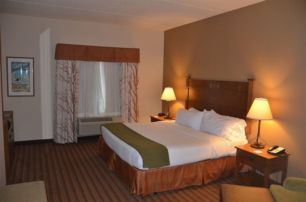 Express & By Ihg 2* Donegal