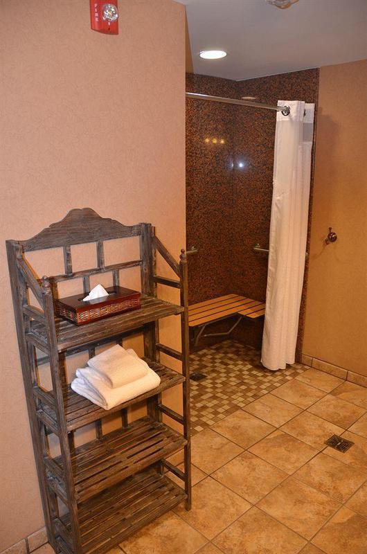 Hotel Express & By Ihg